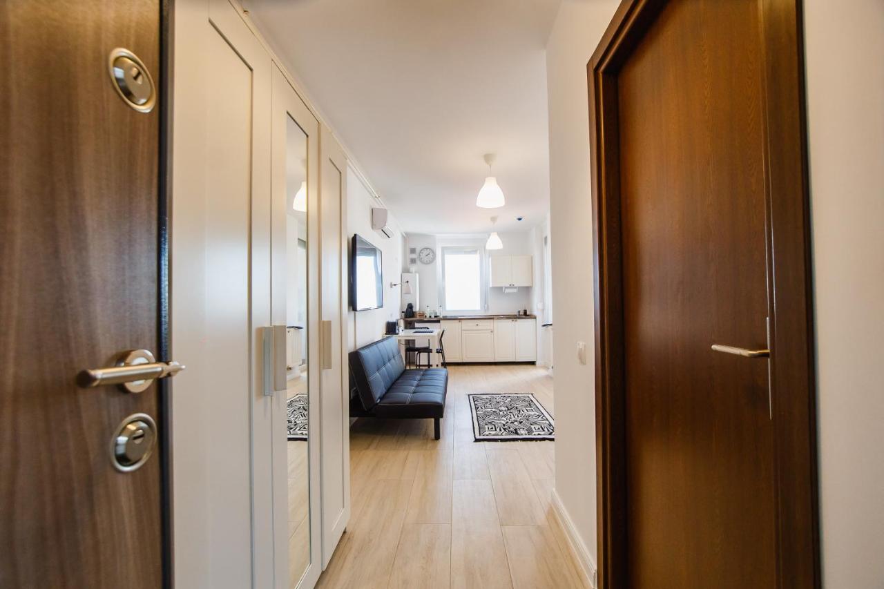 Fresh Studio In Central Oradea Lägenhet Exteriör bild