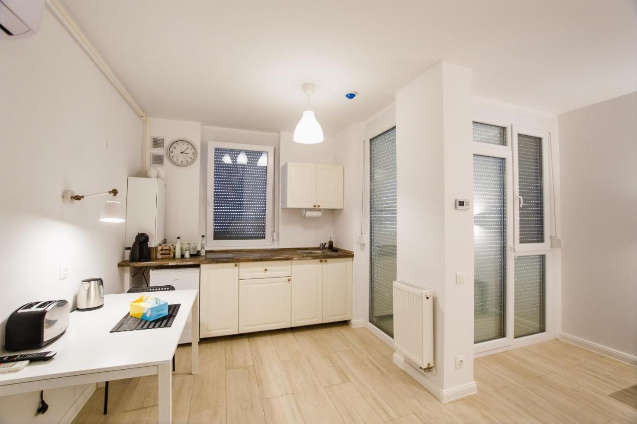 Fresh Studio In Central Oradea Lägenhet Exteriör bild