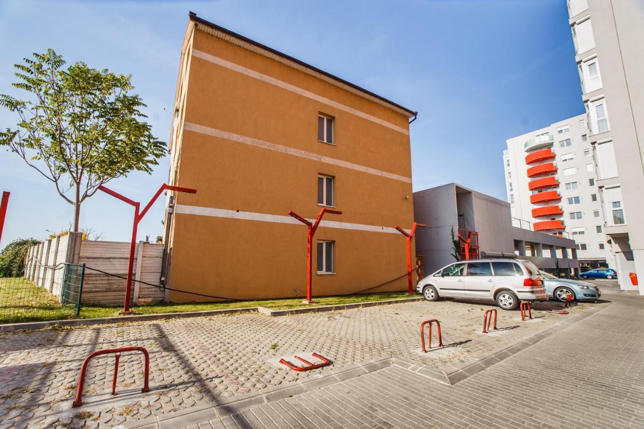 Fresh Studio In Central Oradea Lägenhet Exteriör bild