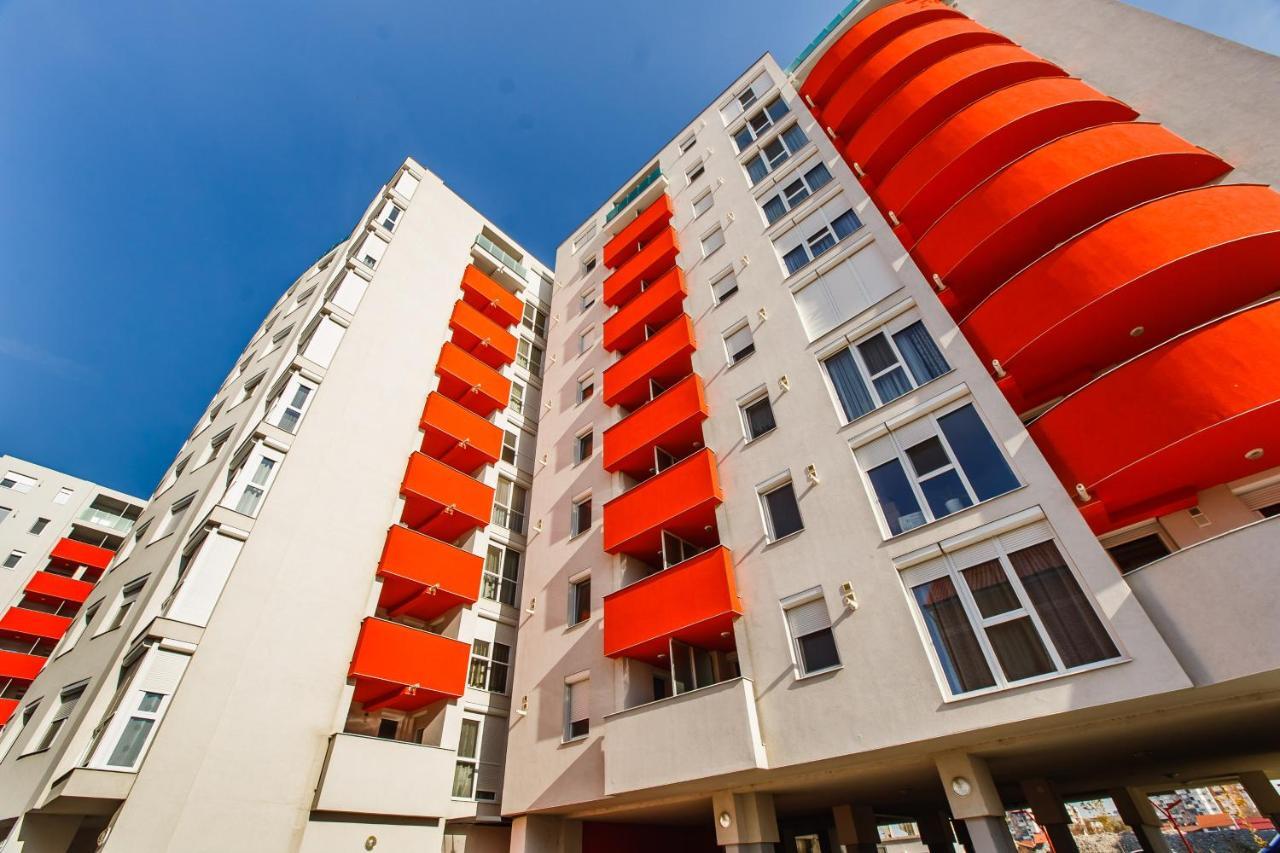 Fresh Studio In Central Oradea Lägenhet Exteriör bild